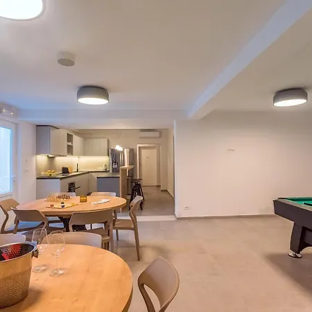 Diva With 7 Bedrooms, Heated Pool, Sauna And Fun Zone, Sea Views