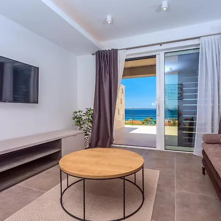 Diva With 7 Bedrooms, Heated Pool, Sauna And Fun Zone, Sea Views Villa *